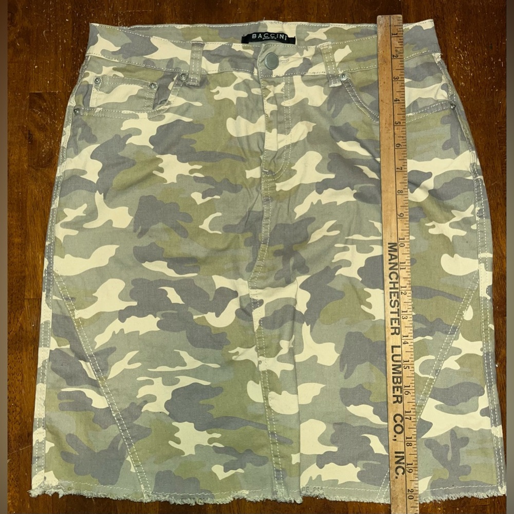 Baccini Women's Green Camouflage Pencil Skirt